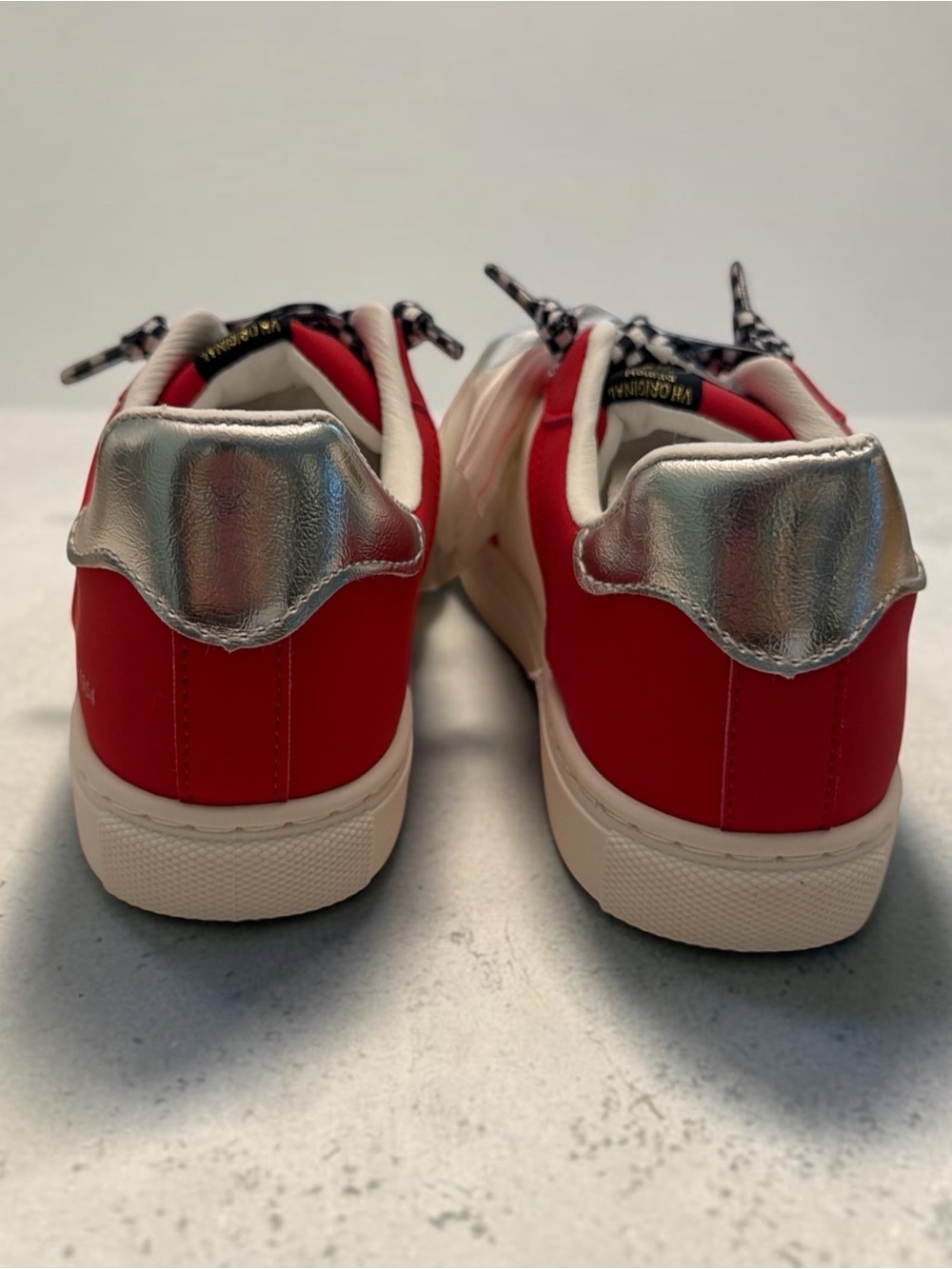 Vintage Havana Red, White & Black Low-Top Sneakers with Checkerboard Laces - Picture 5 of 7